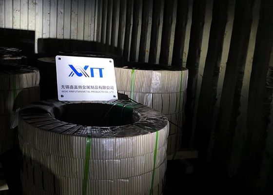 Giá tốt. 1219mm Aisi 301 thép không gỉ hoàn toàn cứng bằng thép không gỉ vàng chải trực tuyến