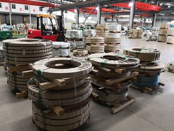 Giá tốt. Thép không gỉ được đánh bóng bằng thép cuộn SS Steel 439mm 0.8mm 2D Chiều rộng tùy chỉnh trực tuyến