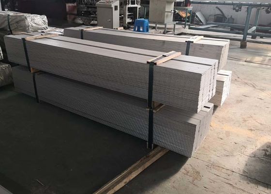 Giá tốt. Tấm thép không gỉ cán nóng 317L Bề mặt mịn Độ dày 50mm trực tuyến